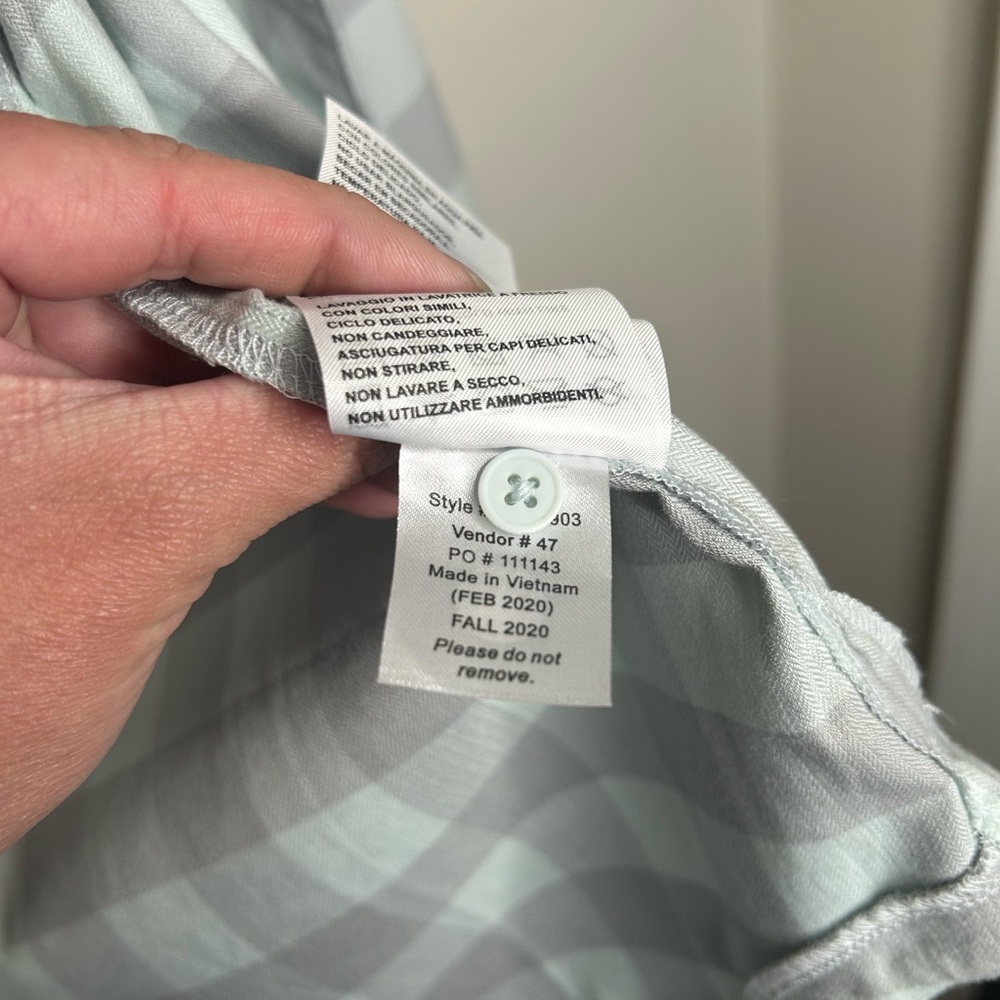 Pearl Izumi Women’s Rove Long Sleeve Flannel Button Up Ice Blue / Fog Plaid Sz M - Picture 15 of 15
